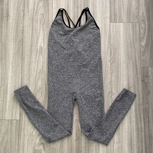 Full body workout jumper
